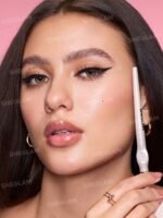 Glide Control Liquid Eyeliner-Matte Black – Image 2