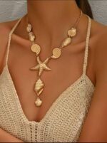 Collier étoile de mer et coquillages.