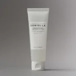 Gel moussant nettoyant éclaircissant à la centella de Madagascar SKIN1004 -Tone brightening cleansing gel foam