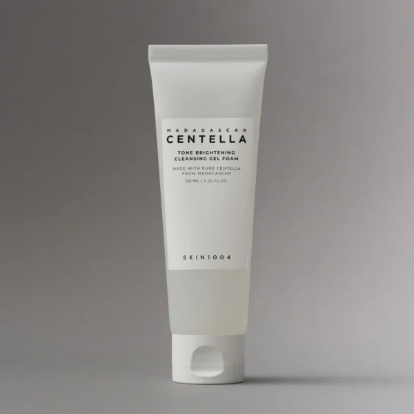 Gel moussant nettoyant éclaircissant à la centella de Madagascar SKIN1004 -Tone brightening cleansing gel foam